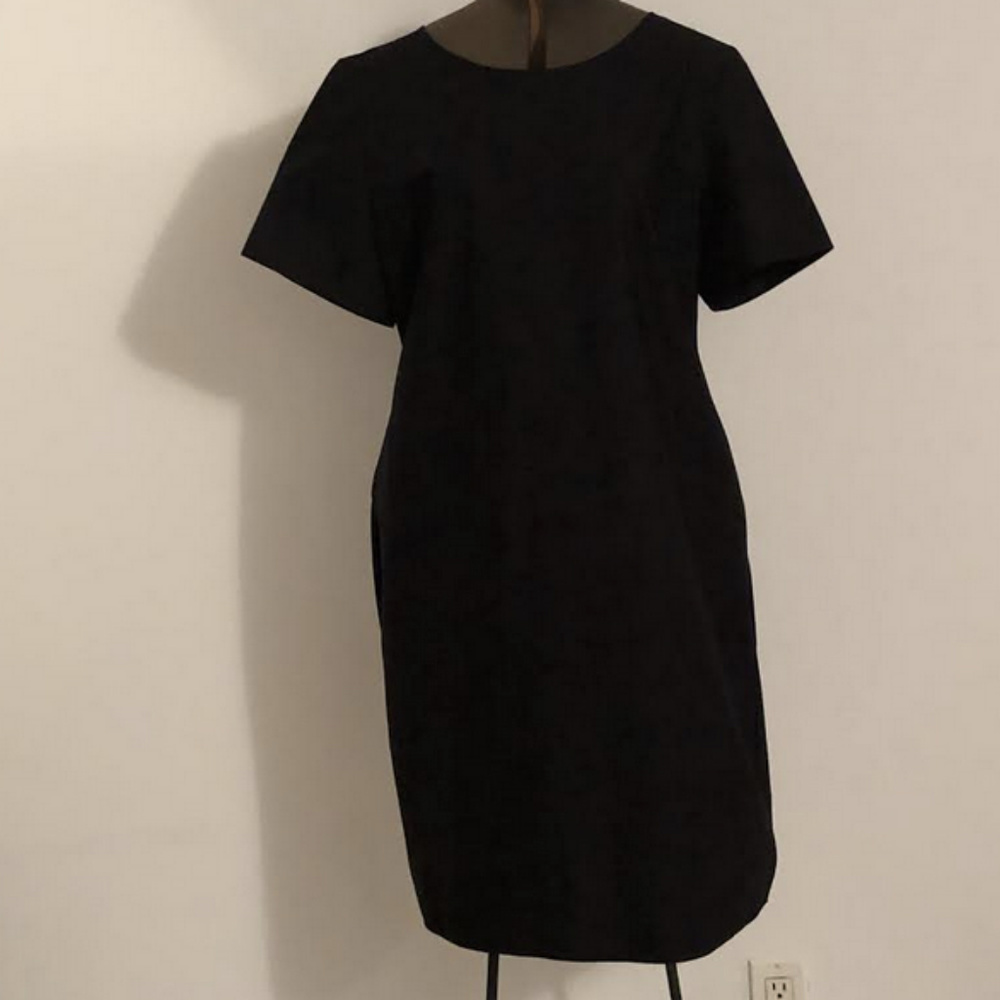 Cos black dress with cute gathered back never worn